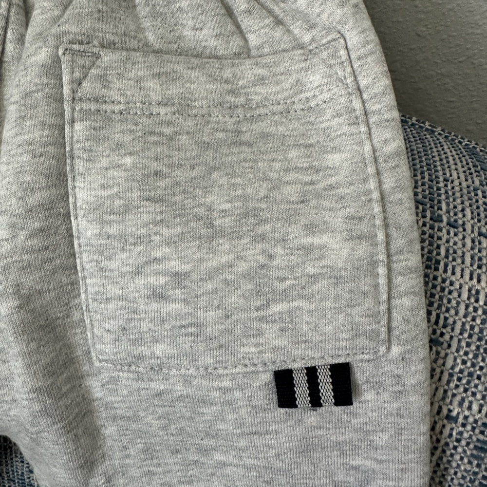 Joules NWT Boys Grey Champion GRMDINO Sweat Pants—Age 1, Height 31.5 - Picture 7 of 7